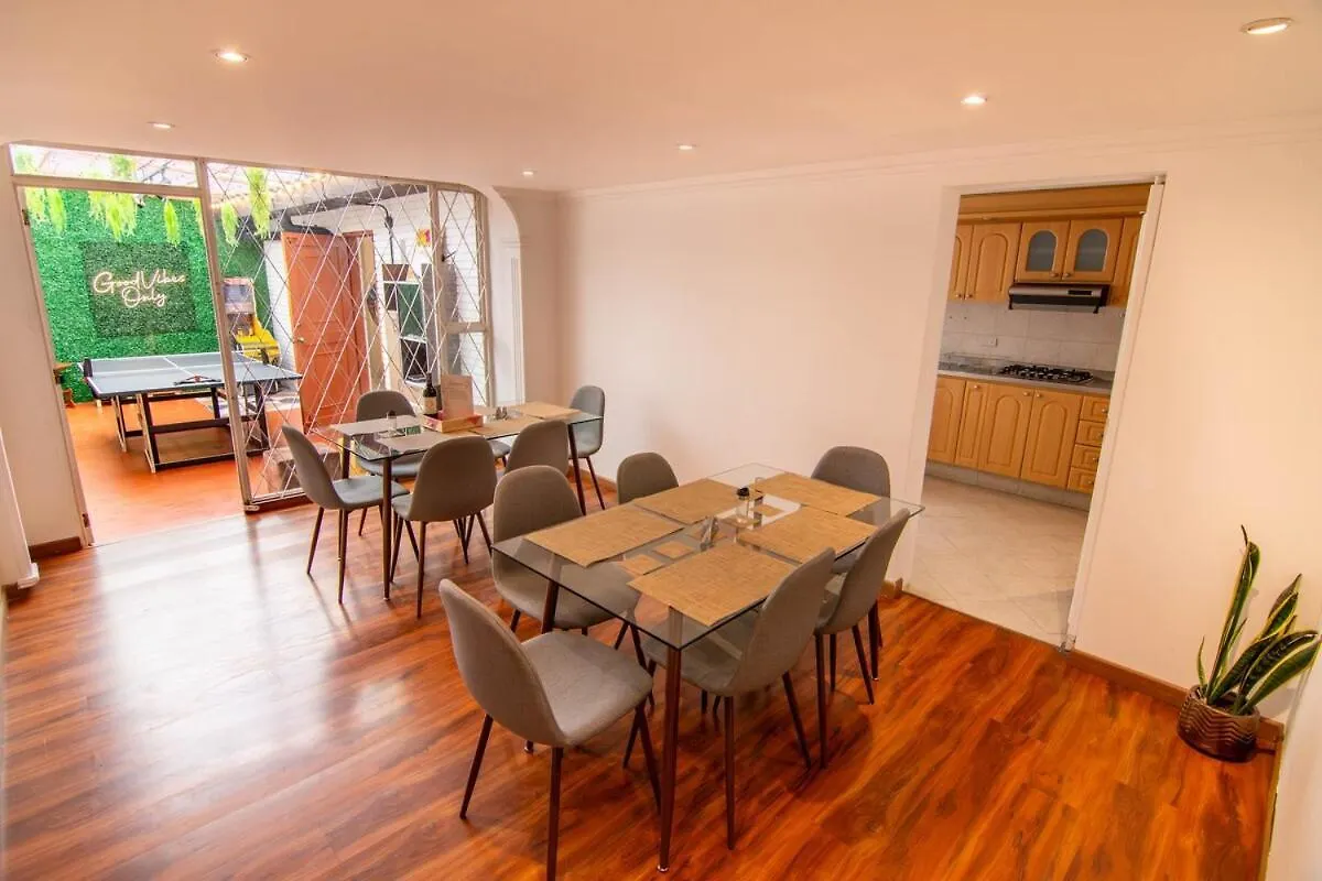 New York Style Boutique House - Exclusive Mansion With Inside Game Room And Premium Area Next To Iconic Unicentro Shopping Mall بوغوتا