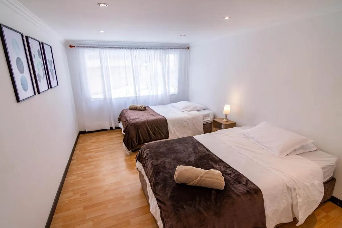 New York Style Boutique House - Exclusive Mansion With Inside Game Room And Premium Area Next To Iconic Unicentro Shopping Mall Богота