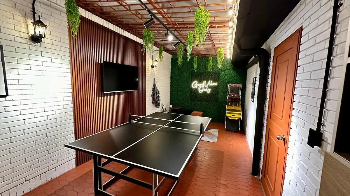 New York Style Boutique House - Exclusive Mansion With Inside Game Room And Premium Area Next To Iconic Unicentro Shopping Mall Богота Вилла